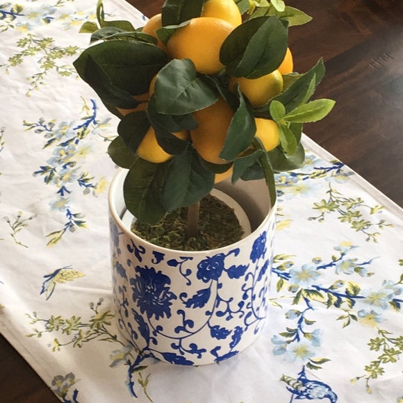 Other - Blue & White Floral Ceramic Flower Planter Crock
